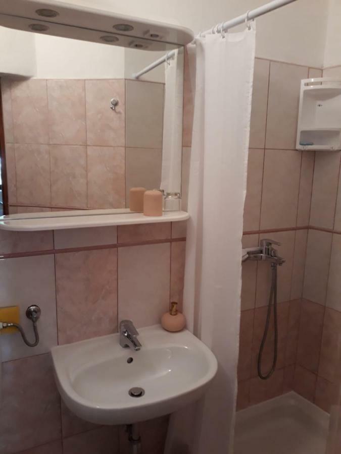 Apartment Bozava - Nena Eksteriør billede